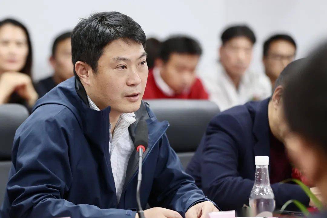 关于性能优良新型青训装备频出，行业科技创新不断推进的信息